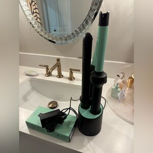 Harry Josh Cordless Straightener CurlingWand extra battery used works perfectly